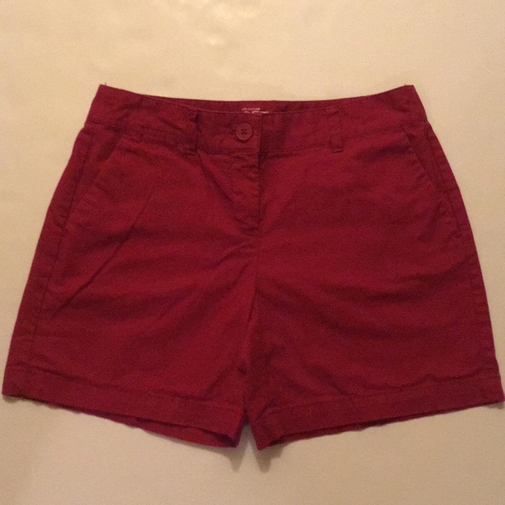 Ann Taylor Loft original shorts red size 2